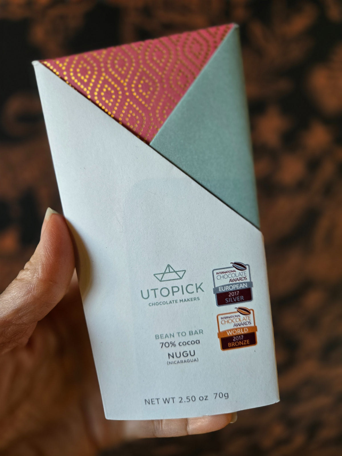 Utopick Nugu Nicaragua 70% dark chocolate bar, photographed at Curate