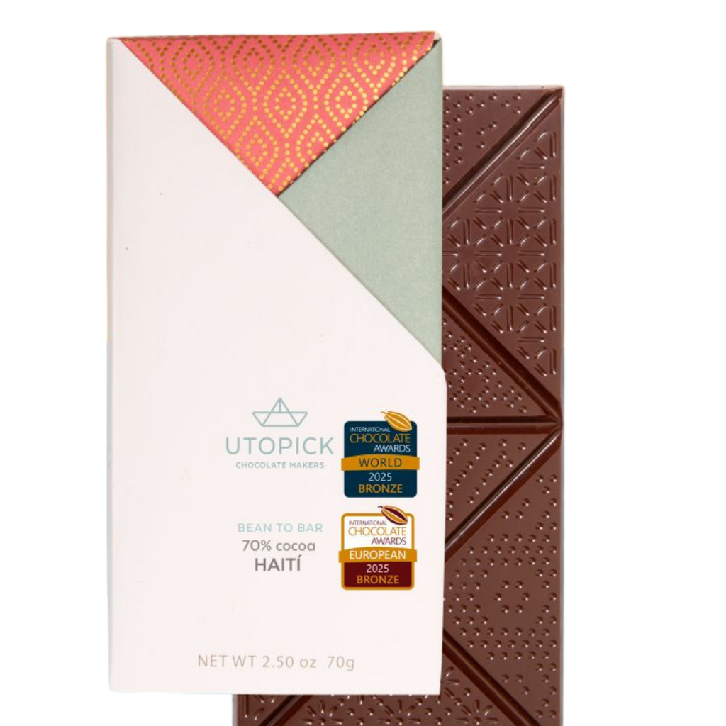 Utopick maker photograph of the Haiti 70% wrapper and chocolate bar