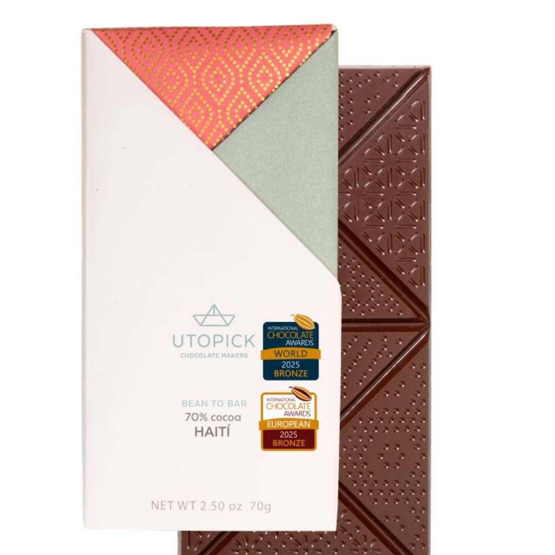 Utopick maker photograph of the Haiti 70% wrapper and chocolate bar